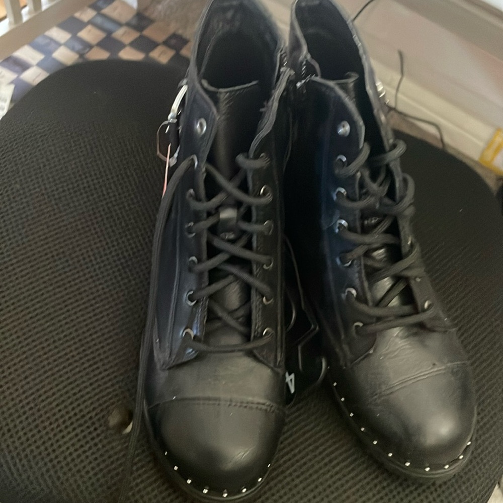 Wonder Nation Girl Boots!